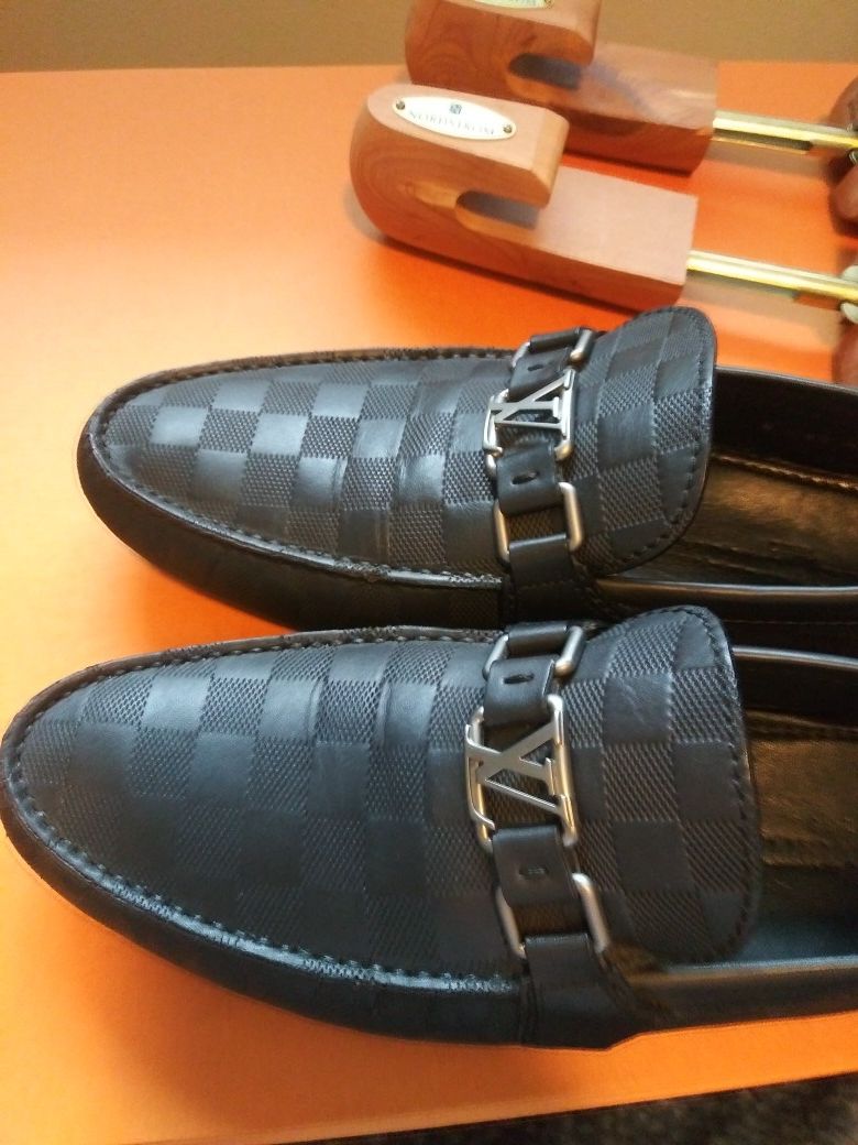 Louis Vuitton Men's Denim Hockenheim Car Shoe Loafer – Luxuria & Co.