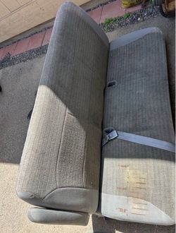 FREE second row 2004 Ford e250