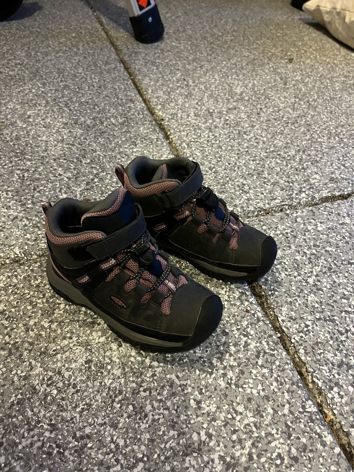 Keen Kid’s Hiking Shoes 
