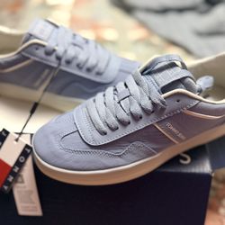 Tommy Hilfiger Shoes 