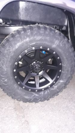 4 new wheels & tires 285 70 r17 falken wildpeak mt $1550