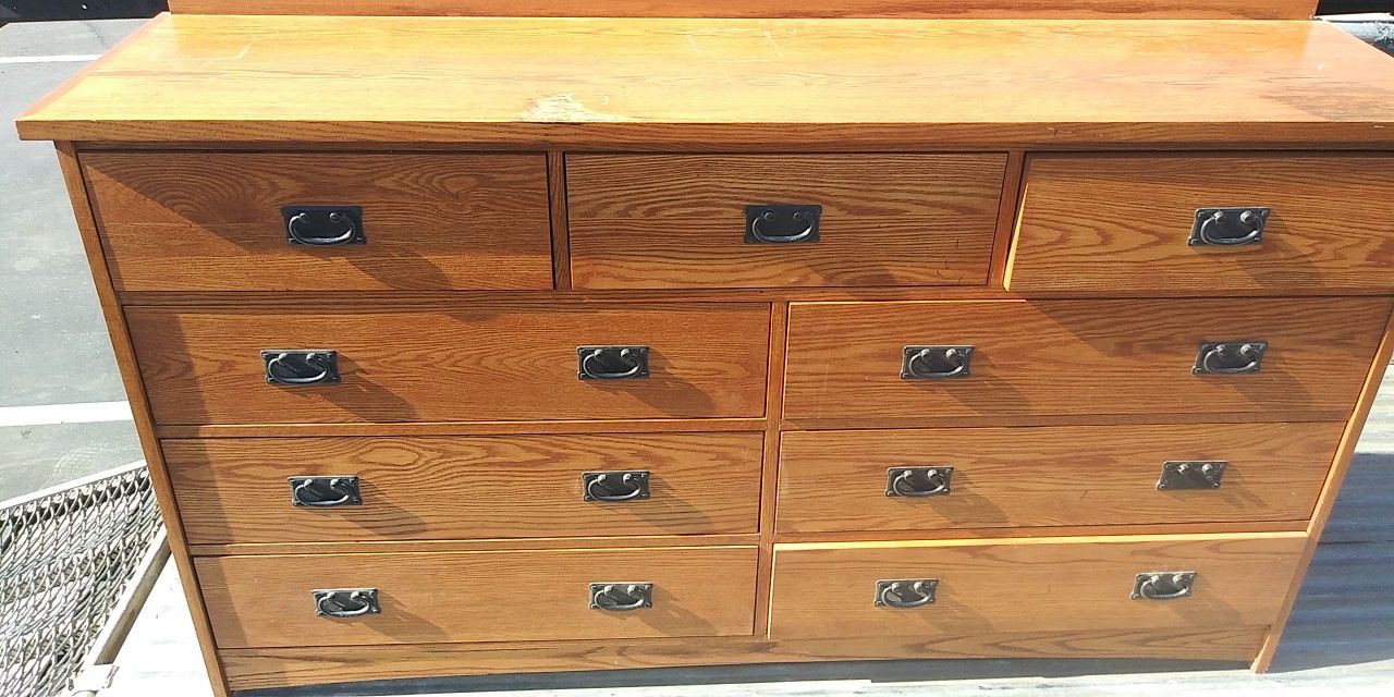 9 drawer wood dresser with delivery