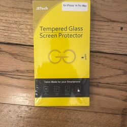 3 Screen Protectors iPhone 14pro MAX
