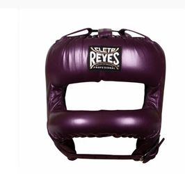 Cleto Reyes headgear