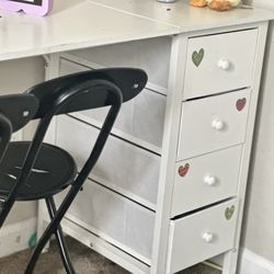 Table, Bed Frame Queen *