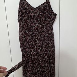 Beautiful Dresses Swipe ➡️ Size 6