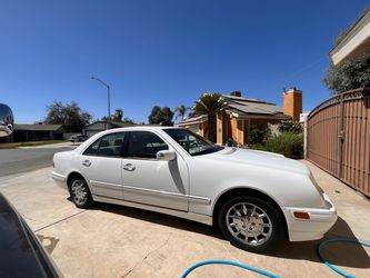 2001 Mercedes Benz E320