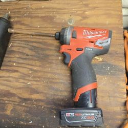 Milwaukee Fuel 1/4" Hex Impact Driver 