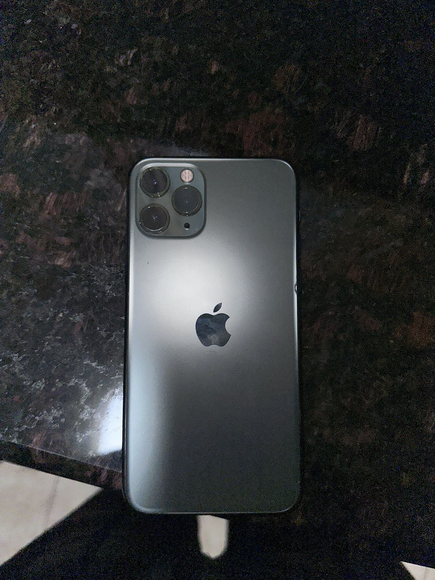 Iphone 11 Pro Midnight green 64gb