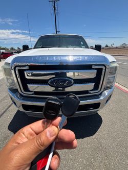 Llaves de autos / car keys and remotes