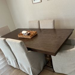 AFW MORGAN RECT DINING TABLE 