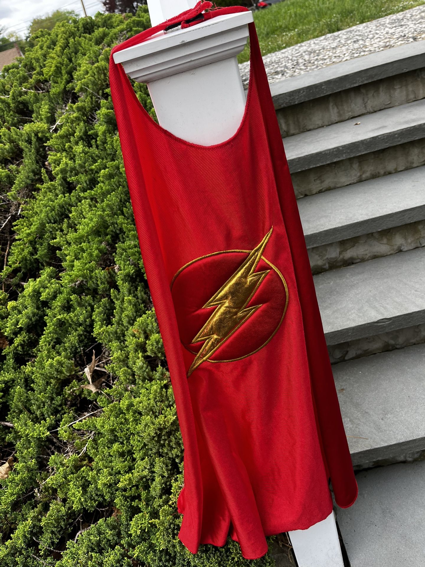 The Flash Superhero costume cape for toddler/kid