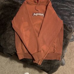 Supreme Hoodie