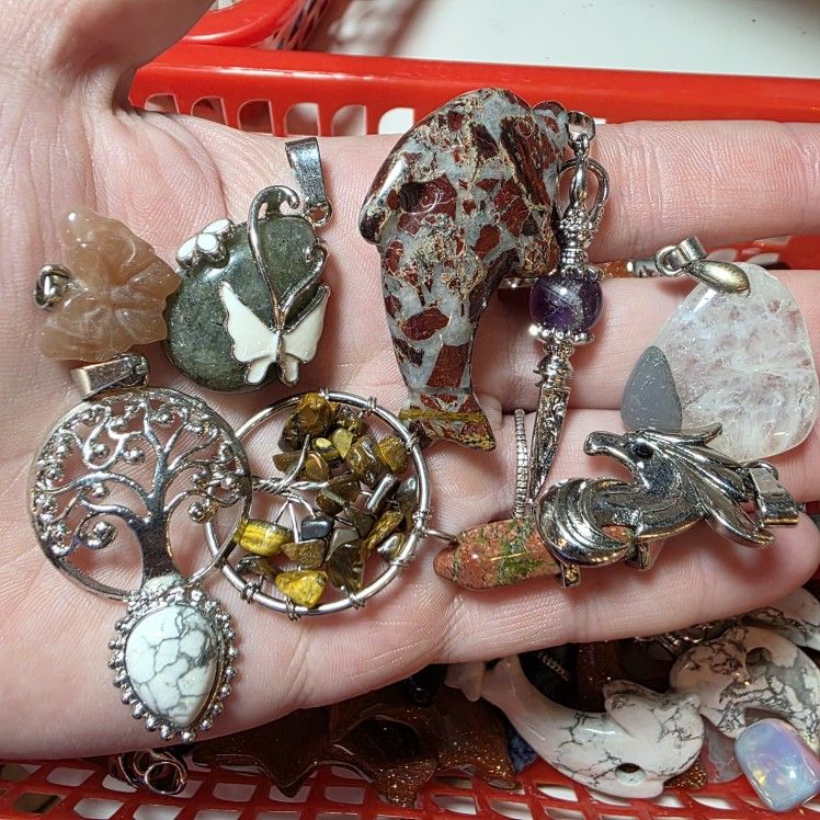 Small Crystals And Pendants 