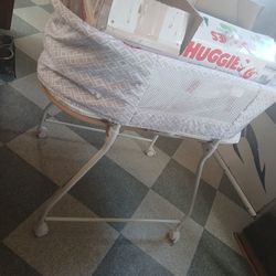 Bassinet And Newborn Diapers