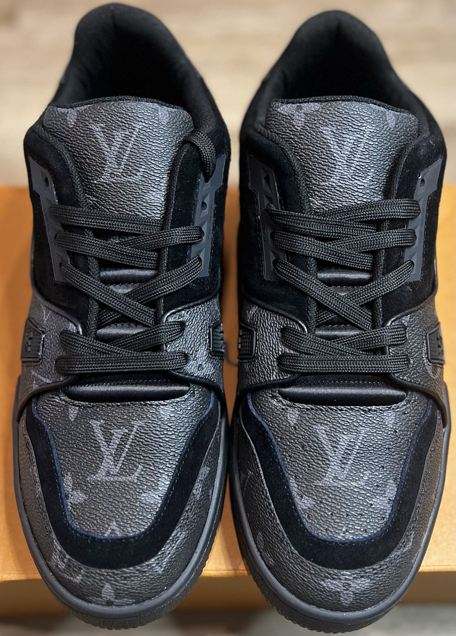 Louis Vuitton Sneakers Brand New With Box And Dust Bag. Men Size 8, 9, 10,  11, 12. Pickup. 320$ for Sale in Houston, TX - OfferUp