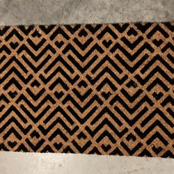 Geometric Pattern Coir Doormat – 18”x30”