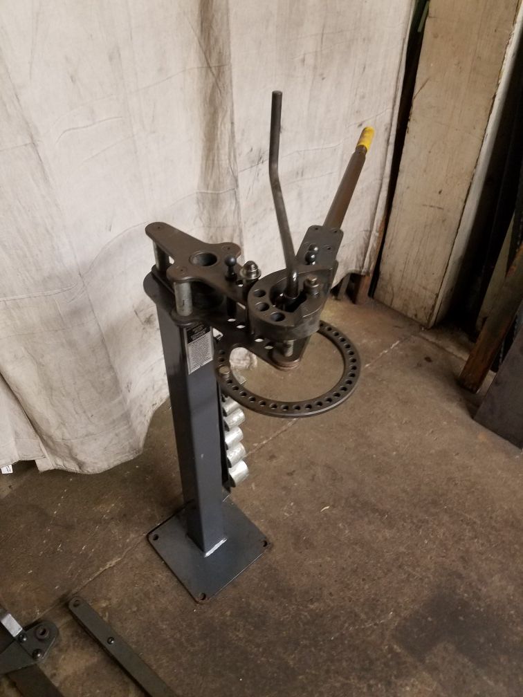 Shop outfitters bender