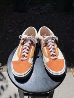 Men’s ‘Amber Glow’ Vans