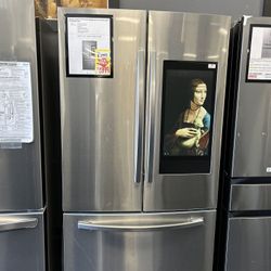 Smart Hub French Door Stainless Refrigerator 