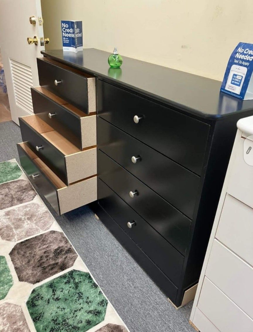 Haverchair 8 Drawer Dresser for Bedroom, Wood Chest of Drawers  8 DRAWER DRESSER WITH RAILS