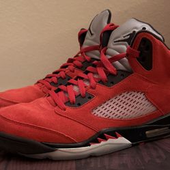 Used Jordan 5 Raging Bull Size 12 With Box