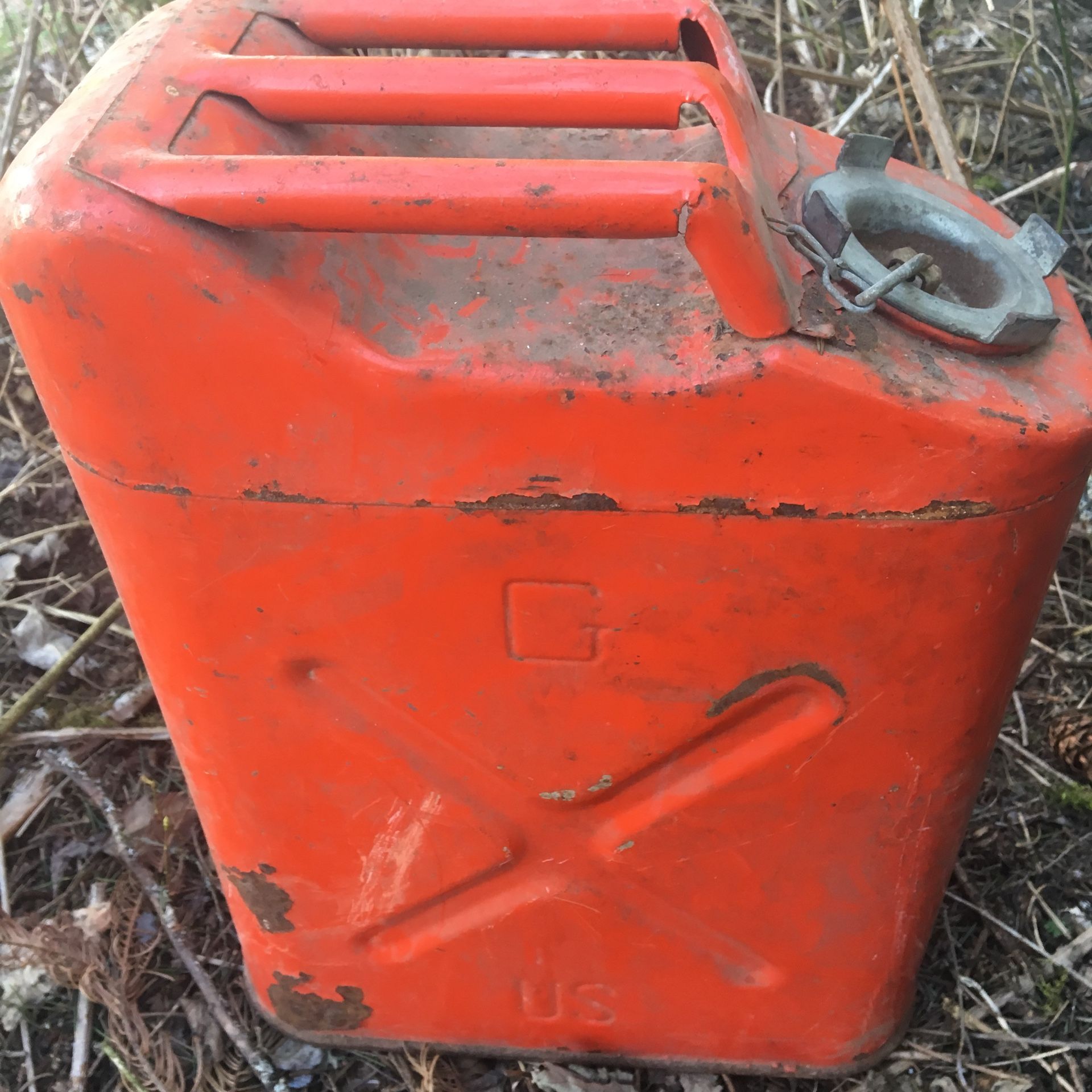 Vintage USMC Gas can, great shape