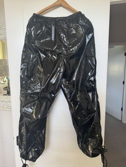 NEW WITH TAGS NikeSKIMS Shiny Nylon Cargo Pants – Obsidian Black
