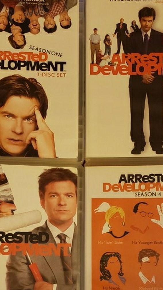 SLIGHTLY USED ARRESTED DEVELOPMENT DVD SEASONS 1-4 "MAKE ME AN OFFER"