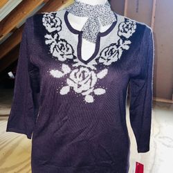 Very Nice Women Shirt Size  (L) New Never Used Only $18