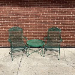 Fancy Green Wrought Iron Patio Balcony Bistro Set Rocker Spring Chairs  Round Coffee Table