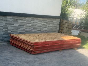 Plywood