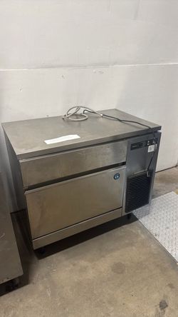 Hoshizaki 250lb ice machine