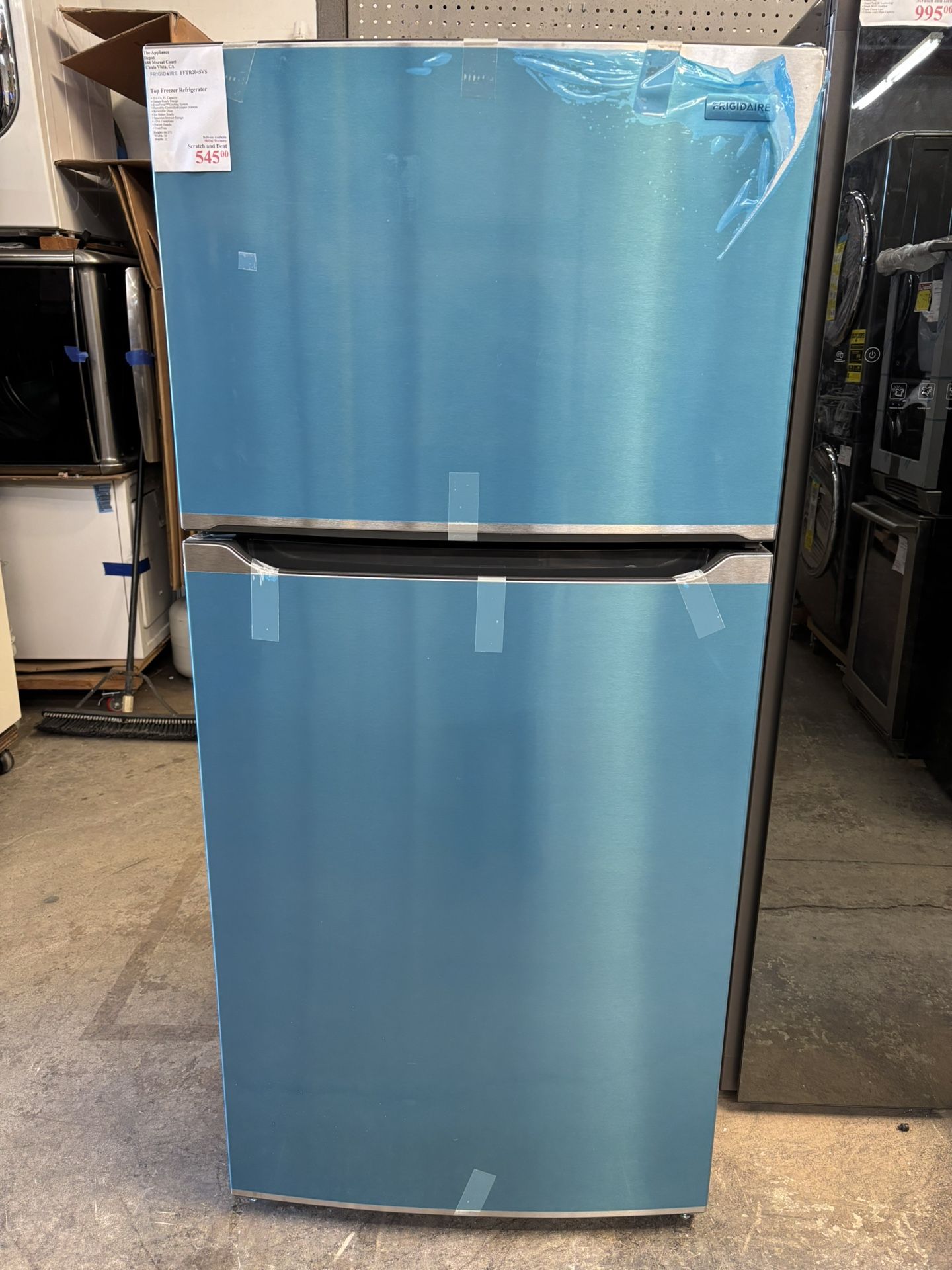 New! Frigidaire Top Freezer Bottom Refrigerator 