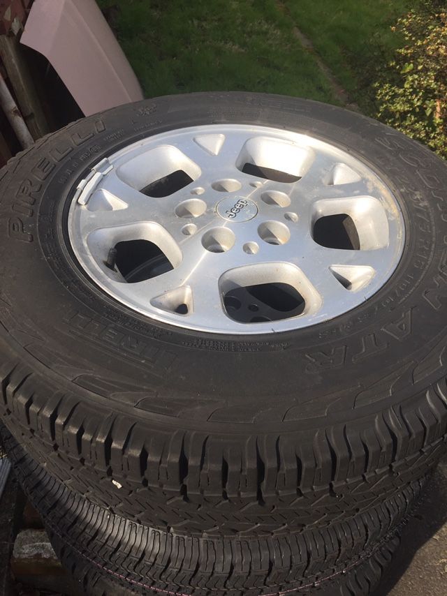 5 Jeep Rims & Tires