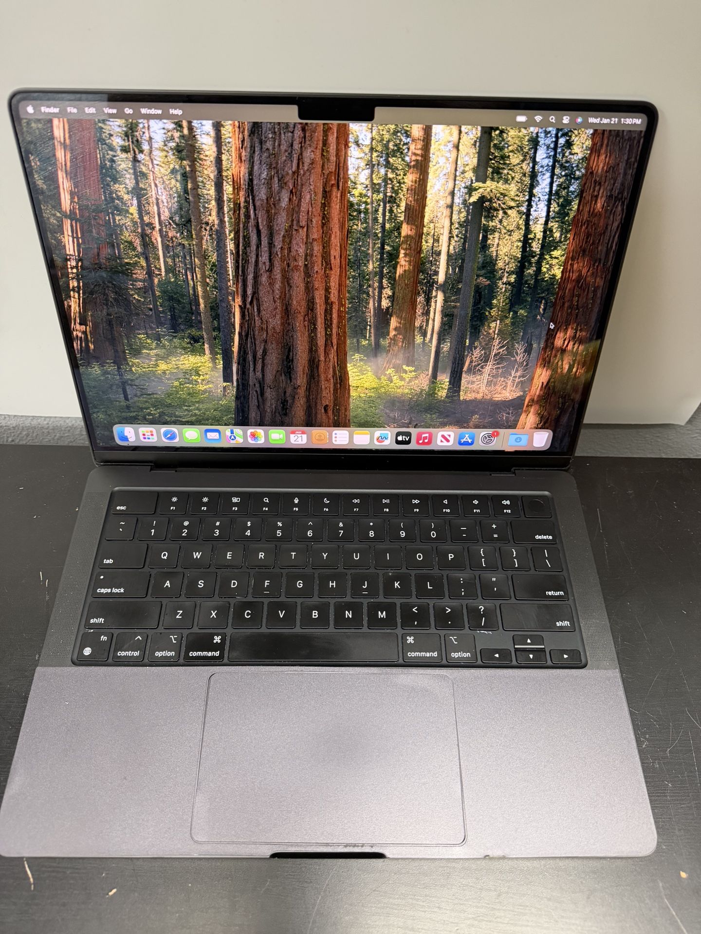 MacBook Pro 2023 14” Apple M3 Pro 18GB RAM 512GB Memory