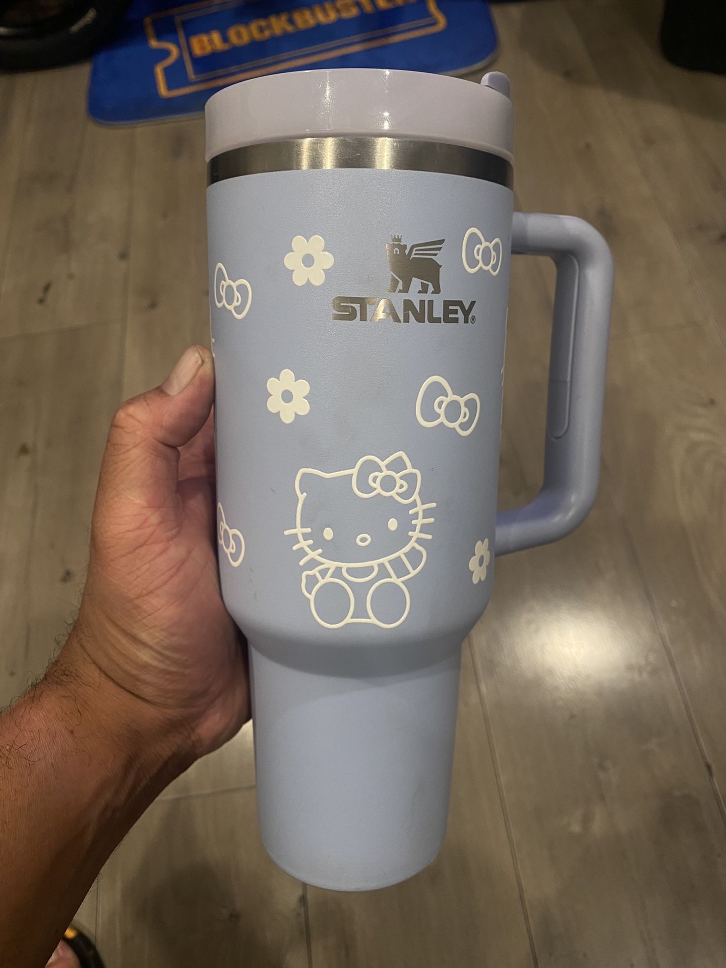 Stanley HELLO KITTY CUP 40oz