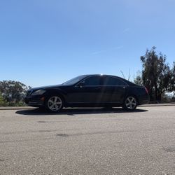 2010 Mercedes S550     Ready To Go