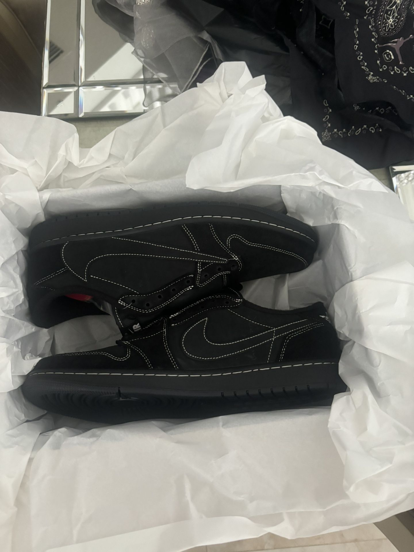 Travis Scott Black Phantom Size 13