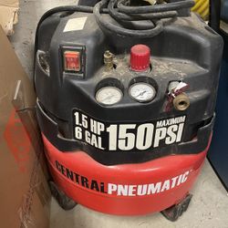 6 Gal   150 PSI Air Compressor 