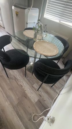 Dining table and Chairs