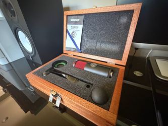Shure KSM 313 Ribbon Microphone