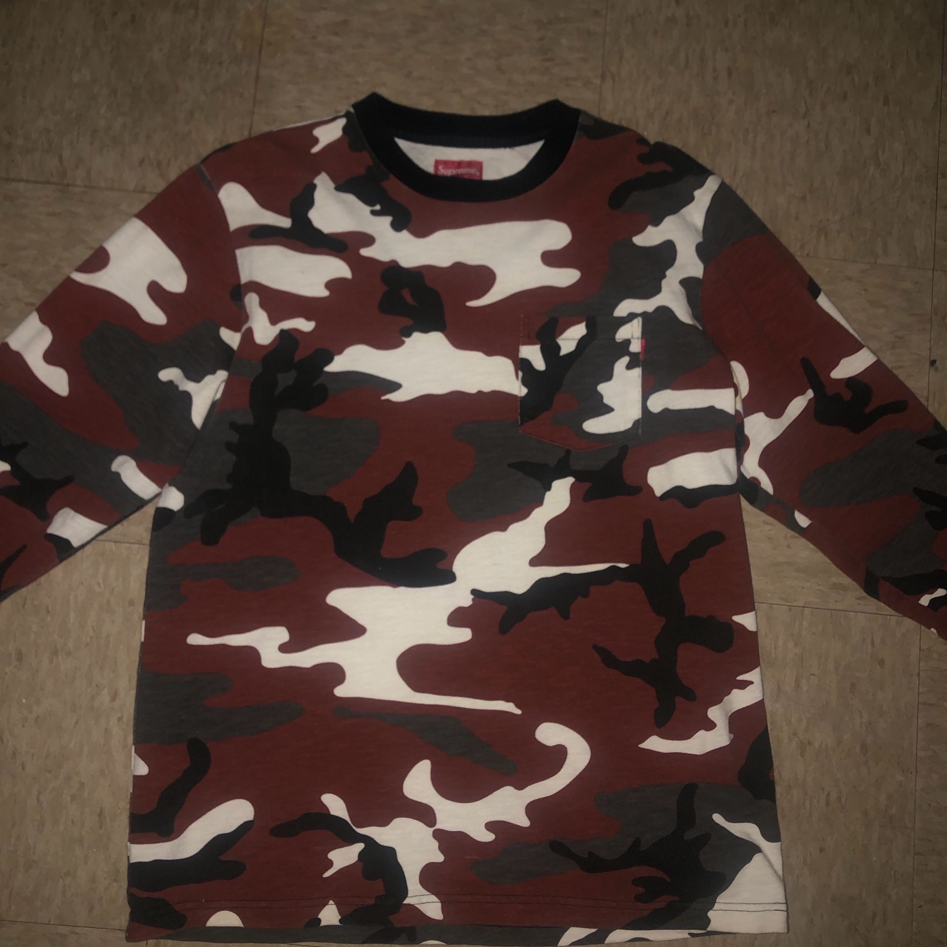 Supreme Medium Long Sleeve Pocket Tee Red Camo