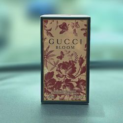 Gucci Bloom Intense