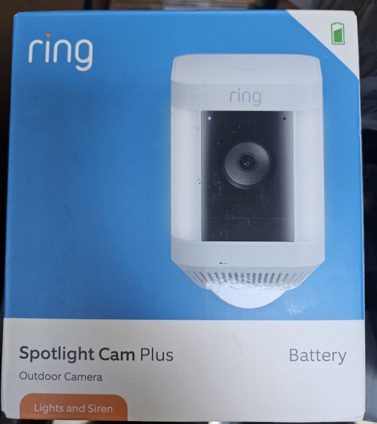 Ring Spotlight Cam Plus, Battery
