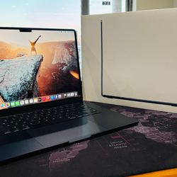 Apple MacBook AIR 15” 2024 💻 M3 16GB 256GB Apple Warranty till 04/7/26