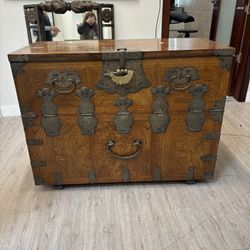 Old Antique Dresser 