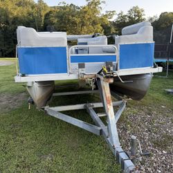 20ft Pontoon Boat 
