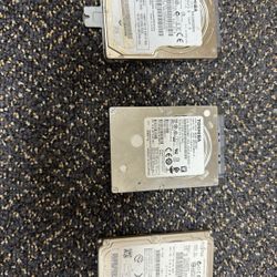Bundle of 3 laptop SSD!
