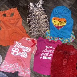 New & Preowned size M female doggie clothes located Off lake mead and Simmons area asking $12 for all